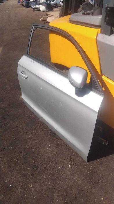 Usa dreapta fata Audi A1 an 2012