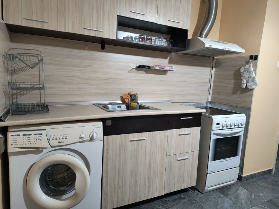 Дава се под наем Двустаен апартамент в Плевен, Дружба 1 - 64 кв.м за 289.17 € - Снимка #9