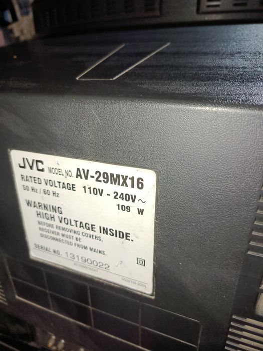 Телевизор JVC б/у