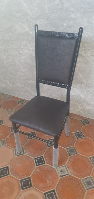 Sifatli  metal stol stullar