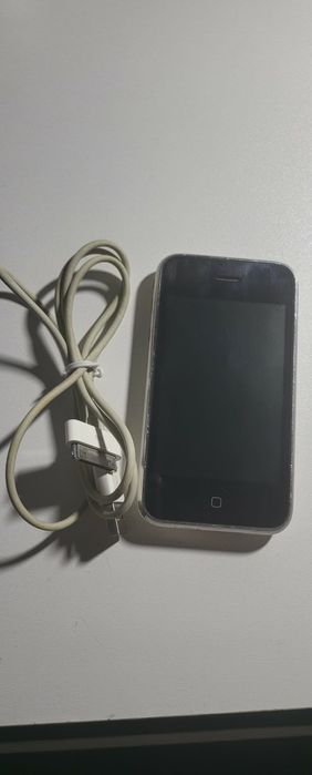 Vand iPhone 3G - de colecție