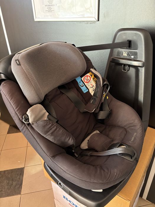 Vand scaun auto MAXI-COSI AXISSFIX