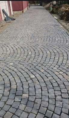 Piatra Cubica Andesit