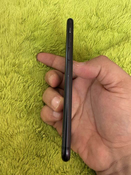 iPhone SE 2020 128Gb baterie 100%