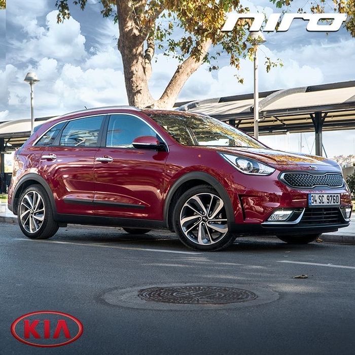 Киа Ниро Kia Niro Plug-in Hybrid 2018 година На Части!!