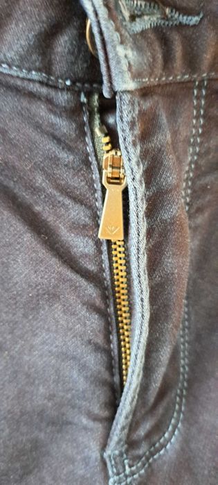 Emporio Armani 31 slim fit stretch