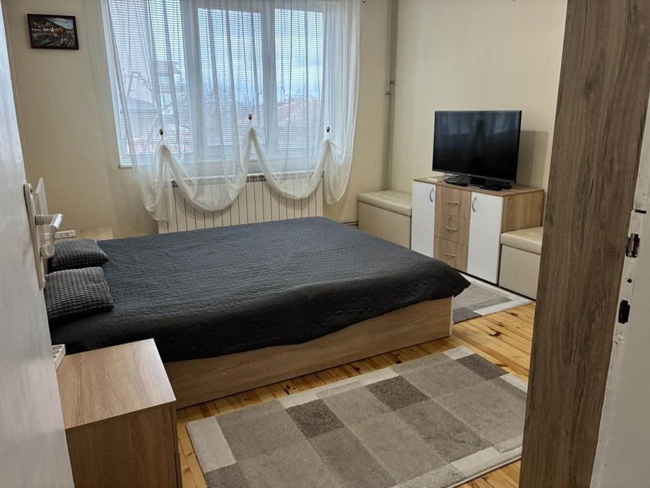 Етаж от къща под наем кв. Драгалевци, София