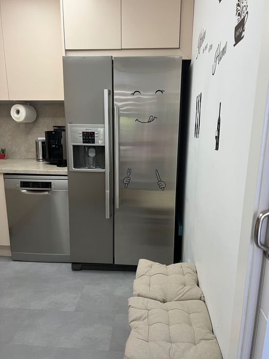 Închiriez apartament