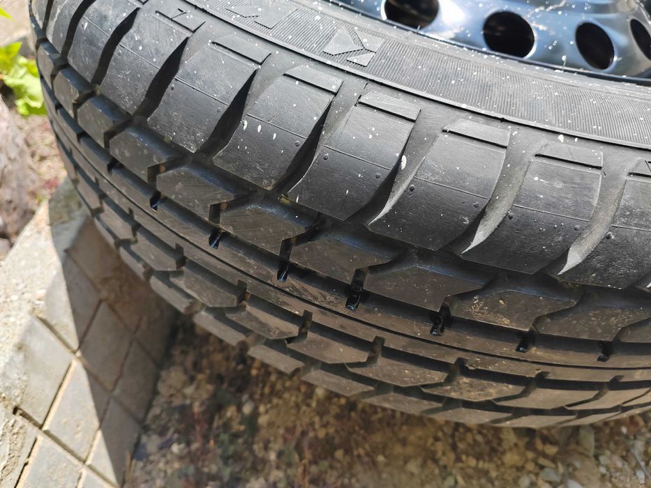 4 бр. летни гуми 185/65/R14 с джанти + резервна гума