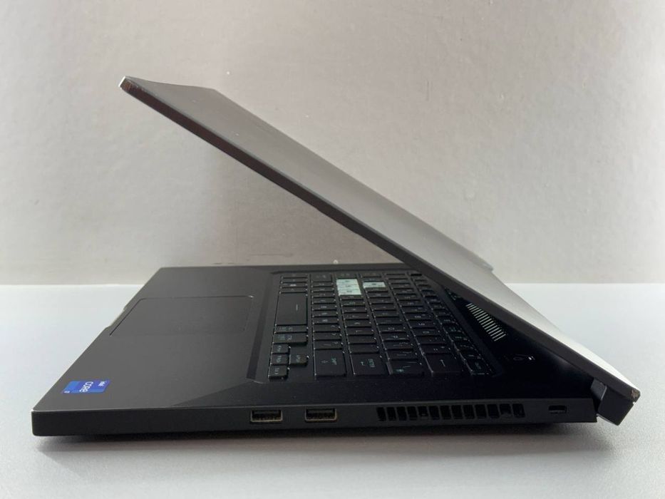 Asus tuf f17 i9 11th
