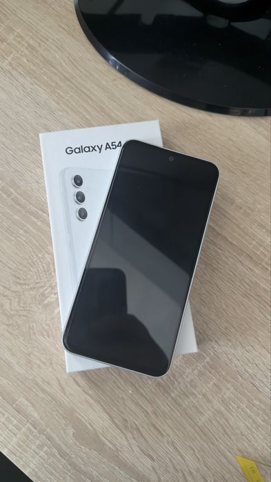 Samsung a54 128gb white/black