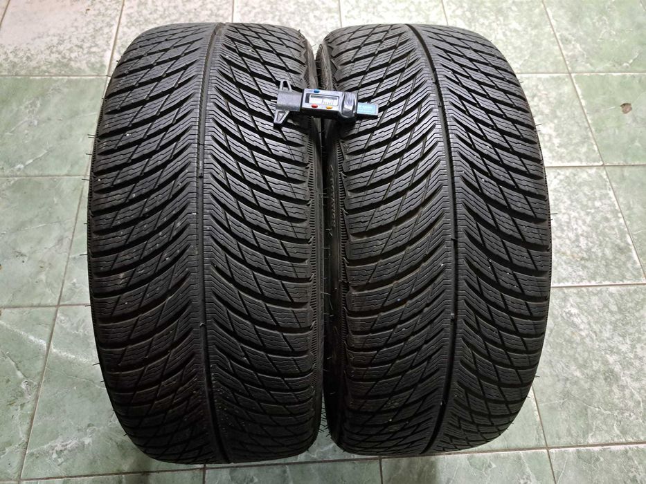 2 anvelope 235/35 R19 Michelin