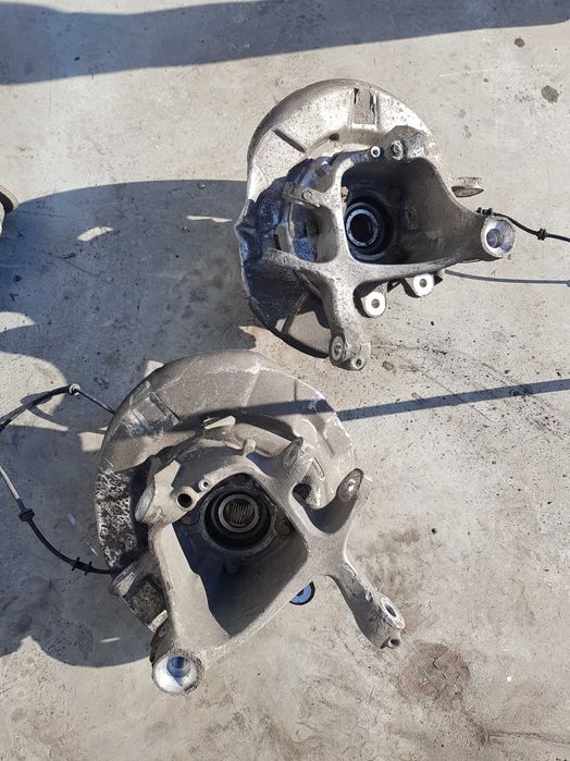 Fuzeta stanga dreapta spate BMW Seria 7 F01