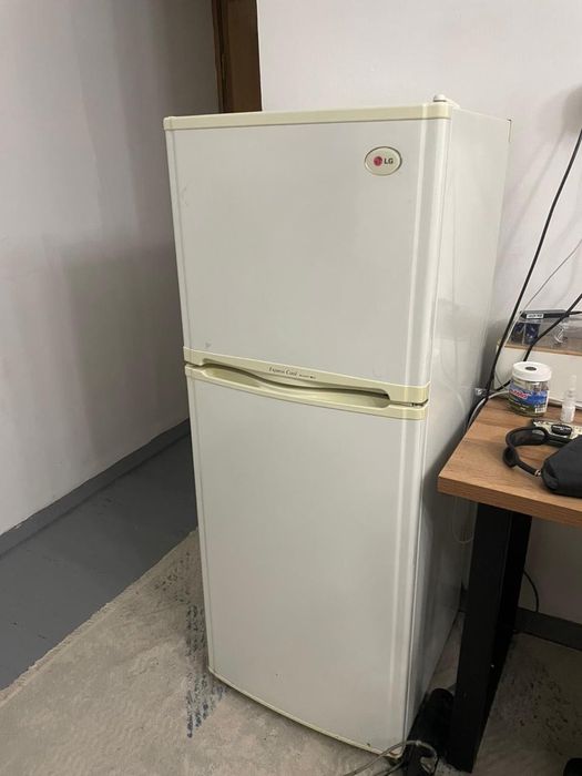 холодильник двухкамерный lg