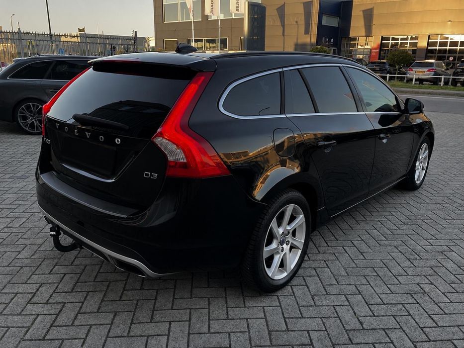 VOLVO V60 2014 — imagine 3