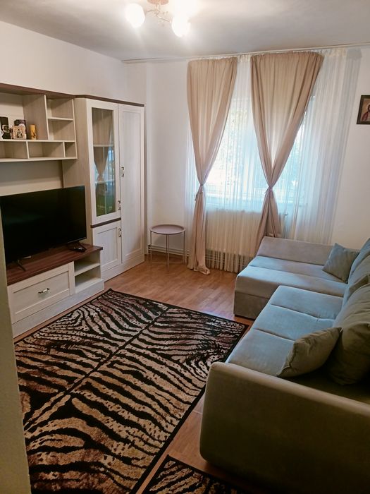 Vând garsonieră decomandata