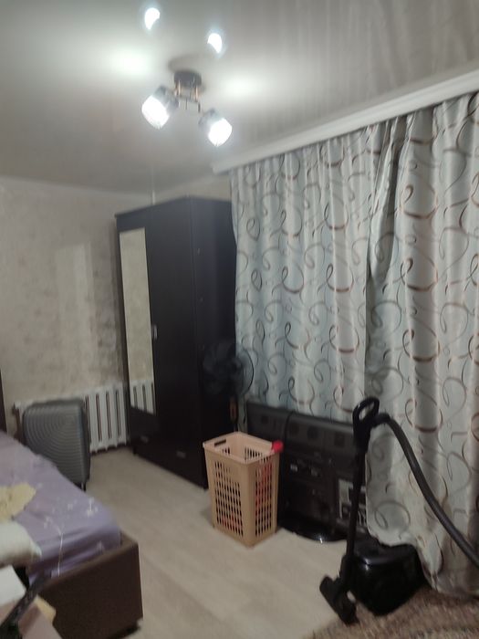 Продам квартиру 3-х комнатную