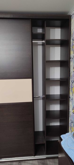 Продам шкаф-купе