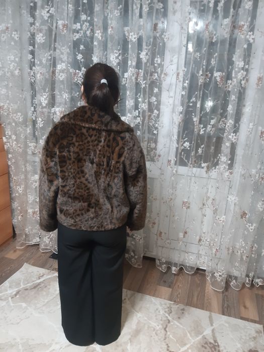 Продам полушубок.