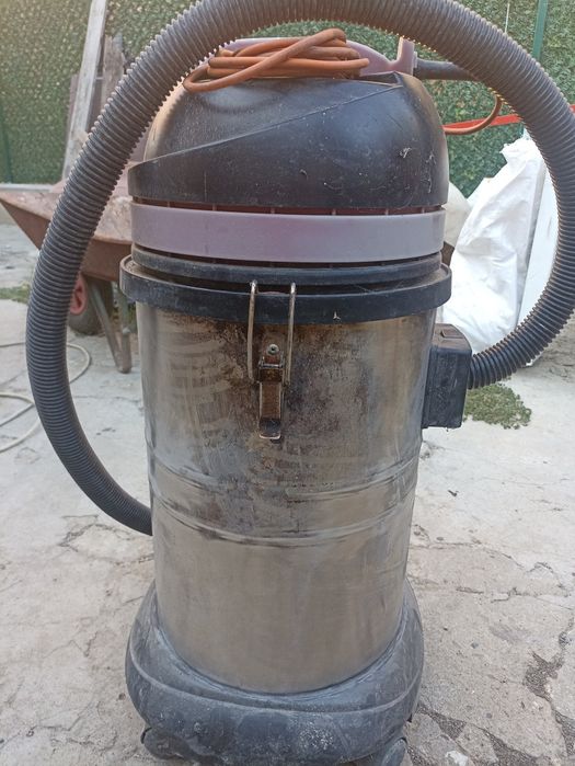 Професионална прахосмукачка Viper LSU135-EU 35L - мокро и сухо 1000W - работеща