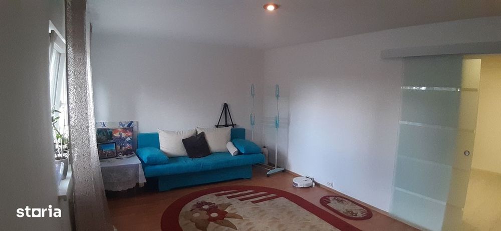Vindem 2 camere Scriitorilor, parter cu balcon 68 mp.
