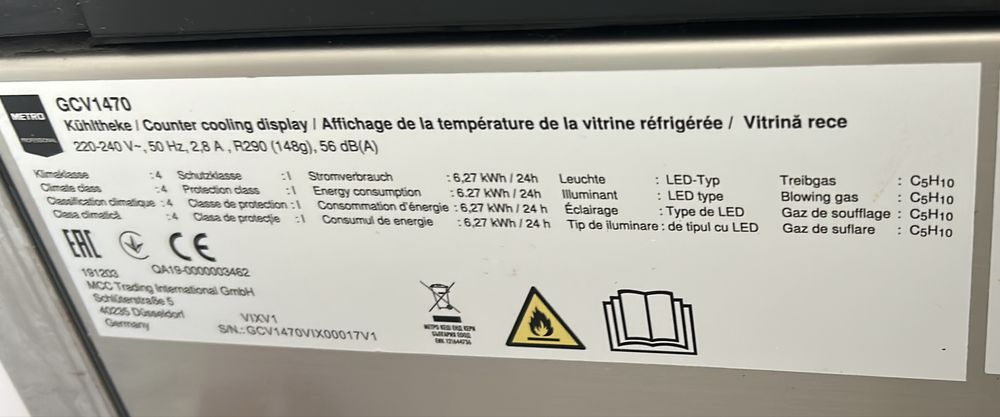 Vitrina Horeca pentru prajituri, 510 litri stare perfecta