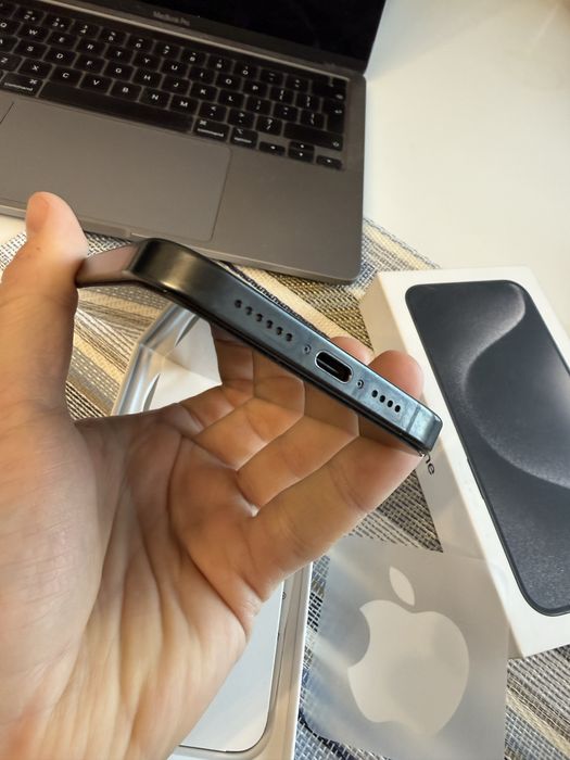 Iphone 15 pro max negru 256 gb 85%