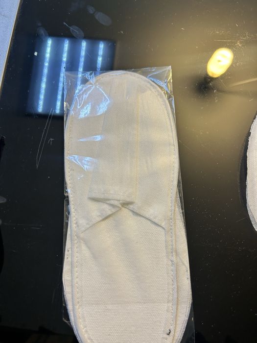 Продам одноразывые тапочки