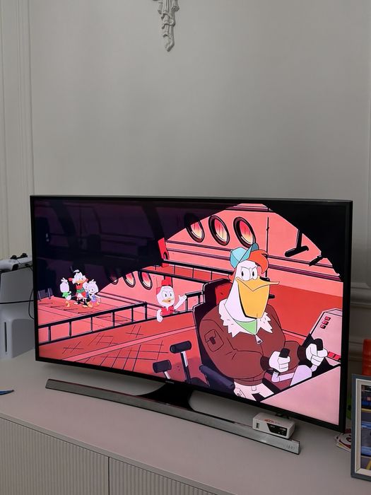 Телевизор Самсунг 50” диагональ