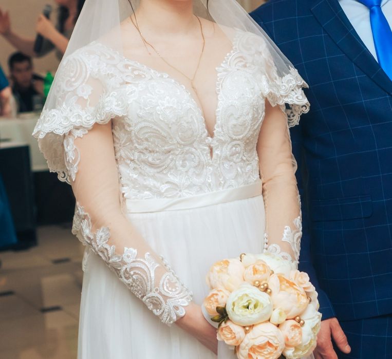 Продаю свадебное платье