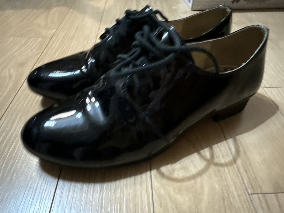 Продам  женские ботинки школьницам