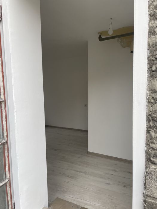 Продава се Офис в Пловдив, Център - 15 кв.м за 1367 €/кв.м - Снимка #3