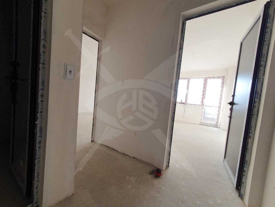 Продава се Двустаен апартамент в Бургас, Меден рудник - зона А - 73 кв.м за 1000 €/кв.м - Снимка #2