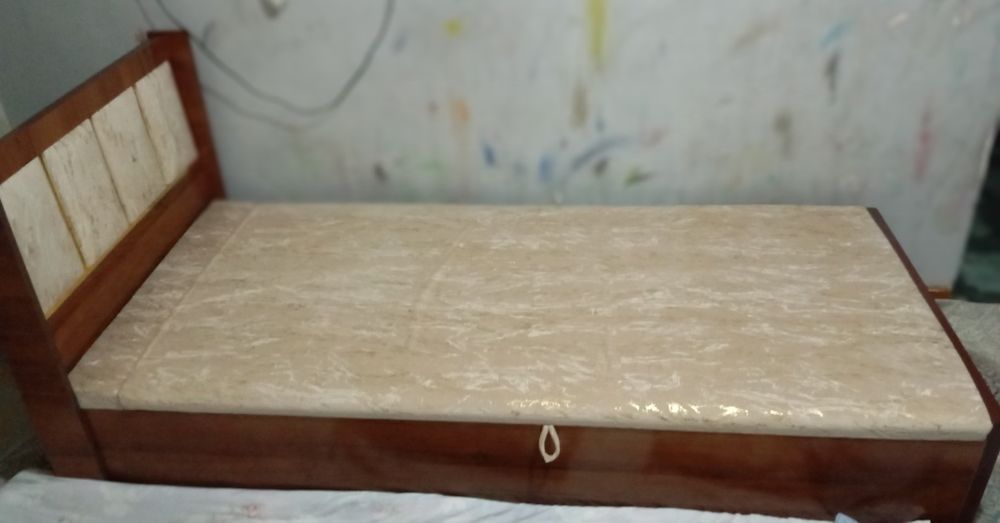 Yengi hich qatiga hich nma qimagan