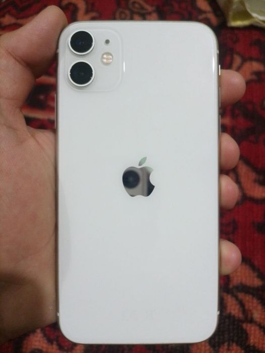 Iphone 11 srochna sotiladi