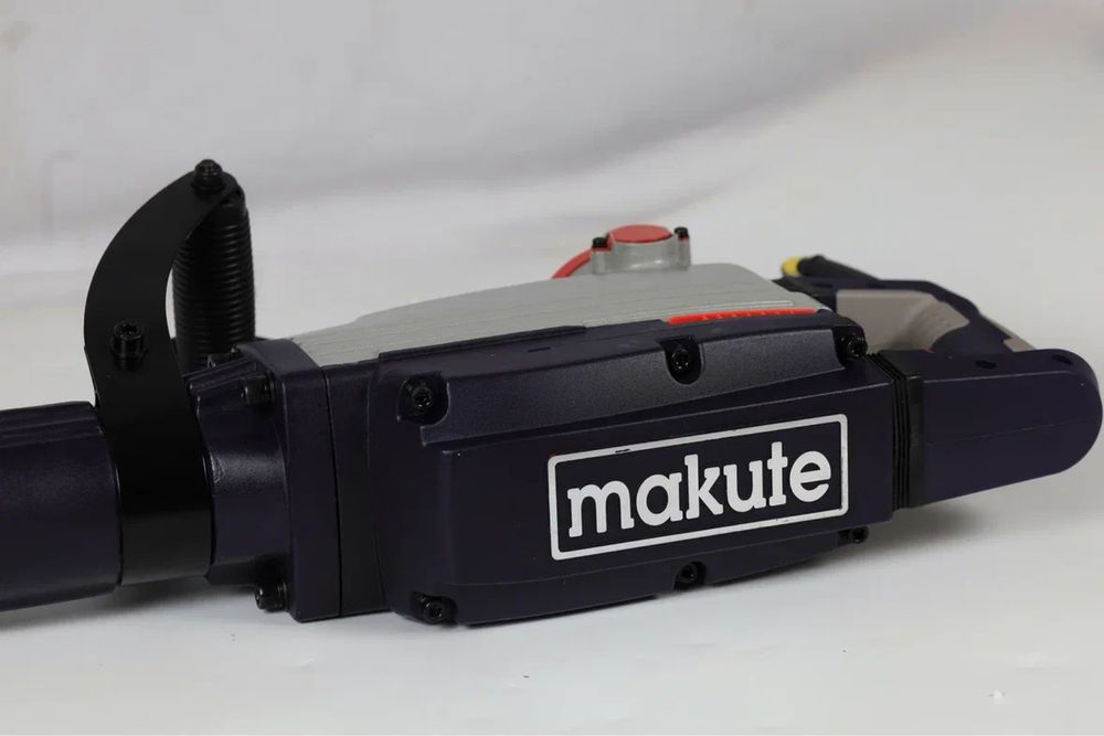 Отбойный молоток (отбойник)