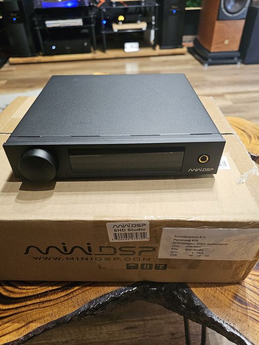 miniDSP SHD Studio – streamer + Dirac Live + DSP 4 canale / crossover digital – stare impecabilă