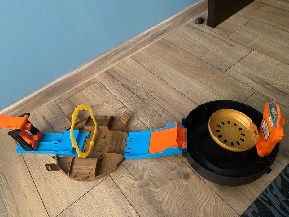 Гума писта Hot wheels