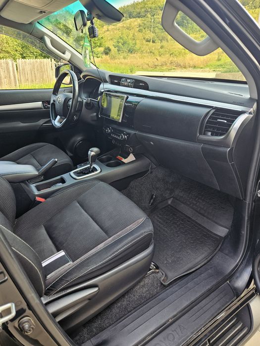 Toyota Hilux 2.4 Invincible 2018