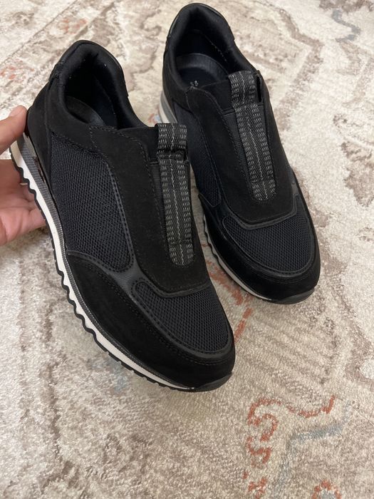 Стильные кроссовки 37,5-38р