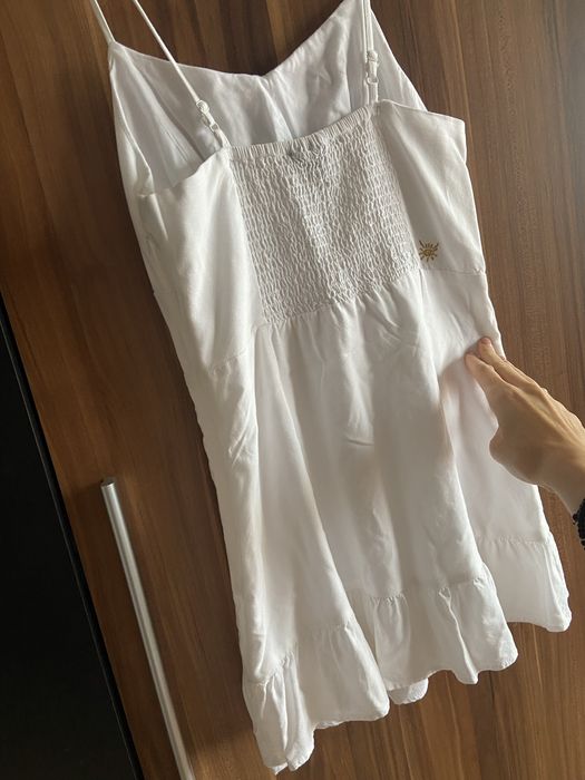 Рокля Superdry….