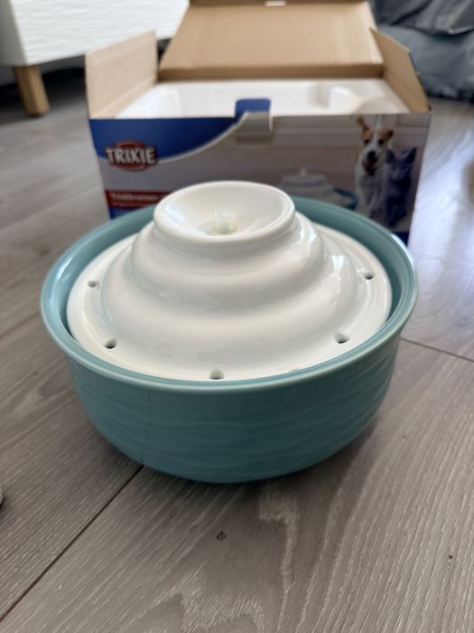 Trixie Fantana Apa Animale - Pisici sau Caini - Ceramica
