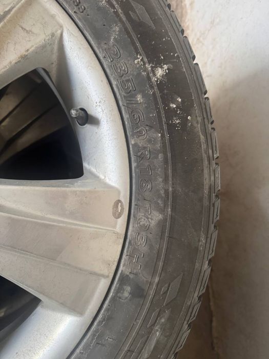 Комплект все сезонных балонов каптива -2 в идеальном состоянии