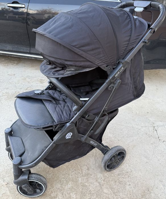 Коляска прогулочная от New Luxe