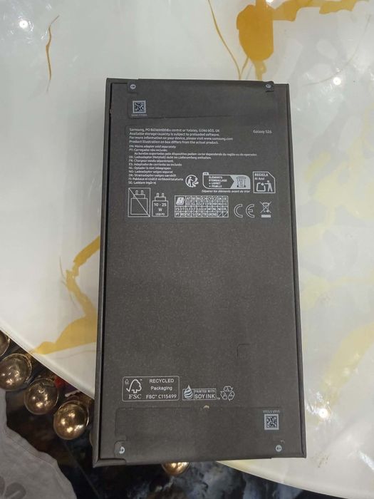 Vând Samsung Galaxy s26 cobalt violet 258GB Nou sigilat