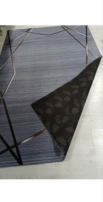 Ковер безворсовый