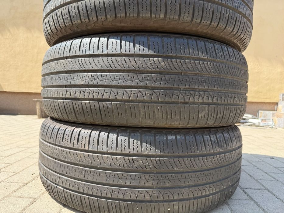 Anvelope 255 60 20 Pirelli Allseasons 2022