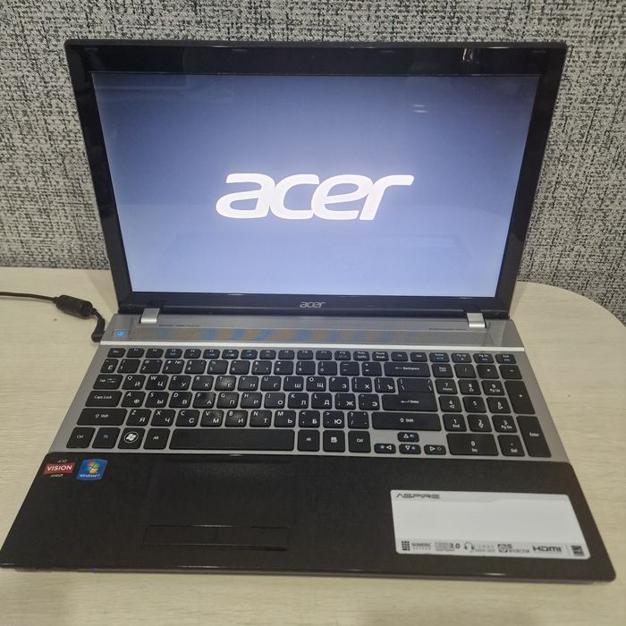 Продам ноутбук Acer Aspire V3.