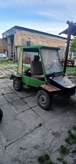 Продавам това  бъги с двигател от fiat 1.2