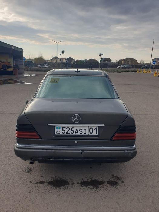 Продам Мерседес Бенс 1994 года,